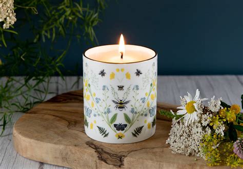 Yellow Porcelain scented candle 